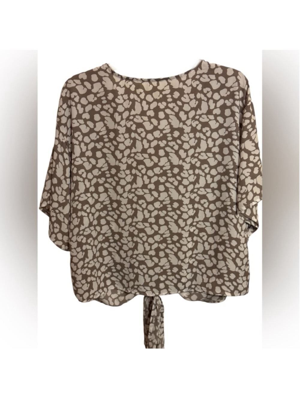 SHEIN Leopard Print Boho Front Knot Tie Women’s Top Size Medium - Picture 3 of 6